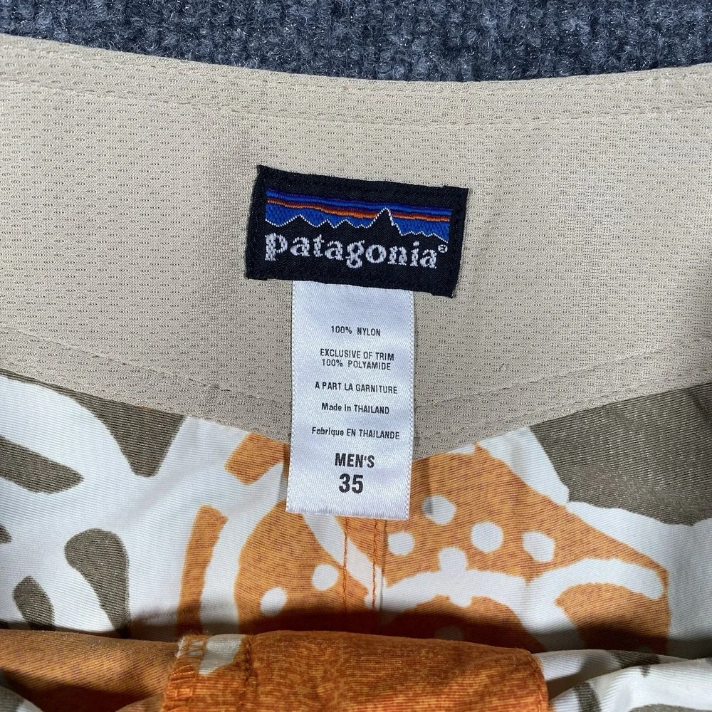 Patagonia Wavefarer Board Shorts Mens Size 35 Geometric Floral Abstract Print - Picture 4 of 10